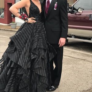 2018 Morilee Black Gown size 6